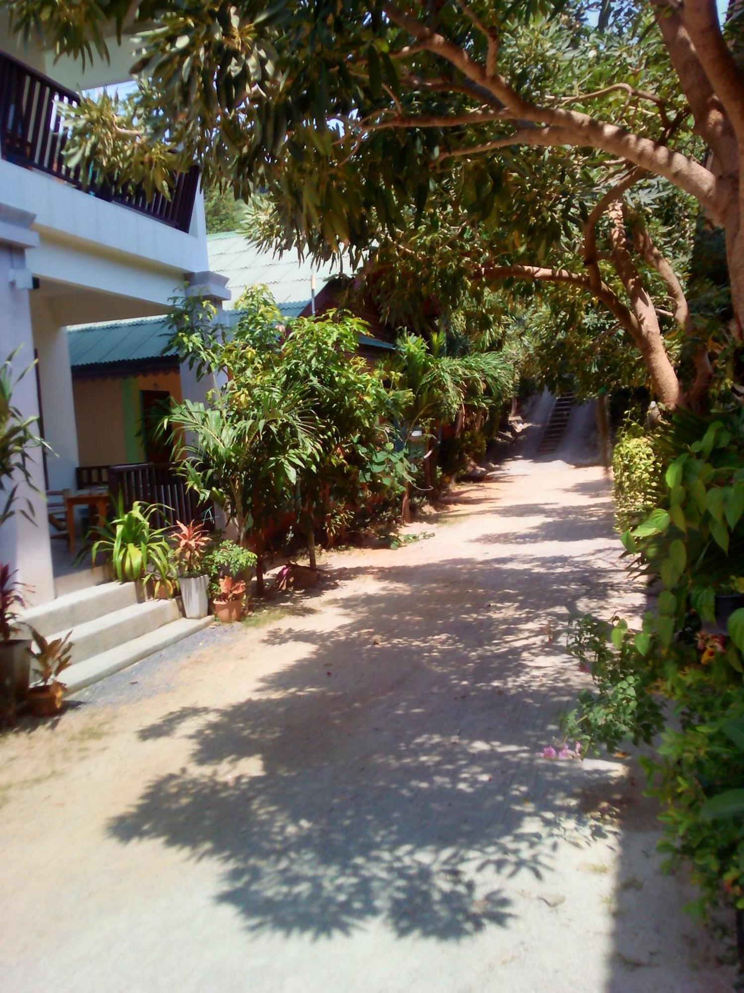 Modern Resort Haad Rin Habitación foto